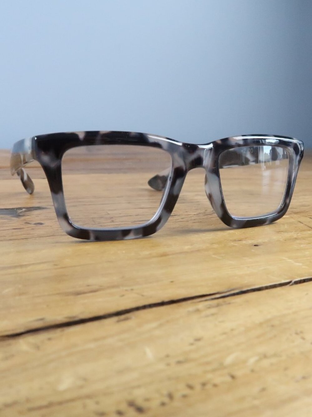 RETRO TRENDY GREY TORTISHELL READER GLASSES +2.00 NWT